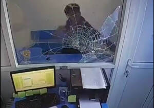 What This Break-In Video Reveals About the Need for a Bullet-Resistant Transaction Window - California Security Glass